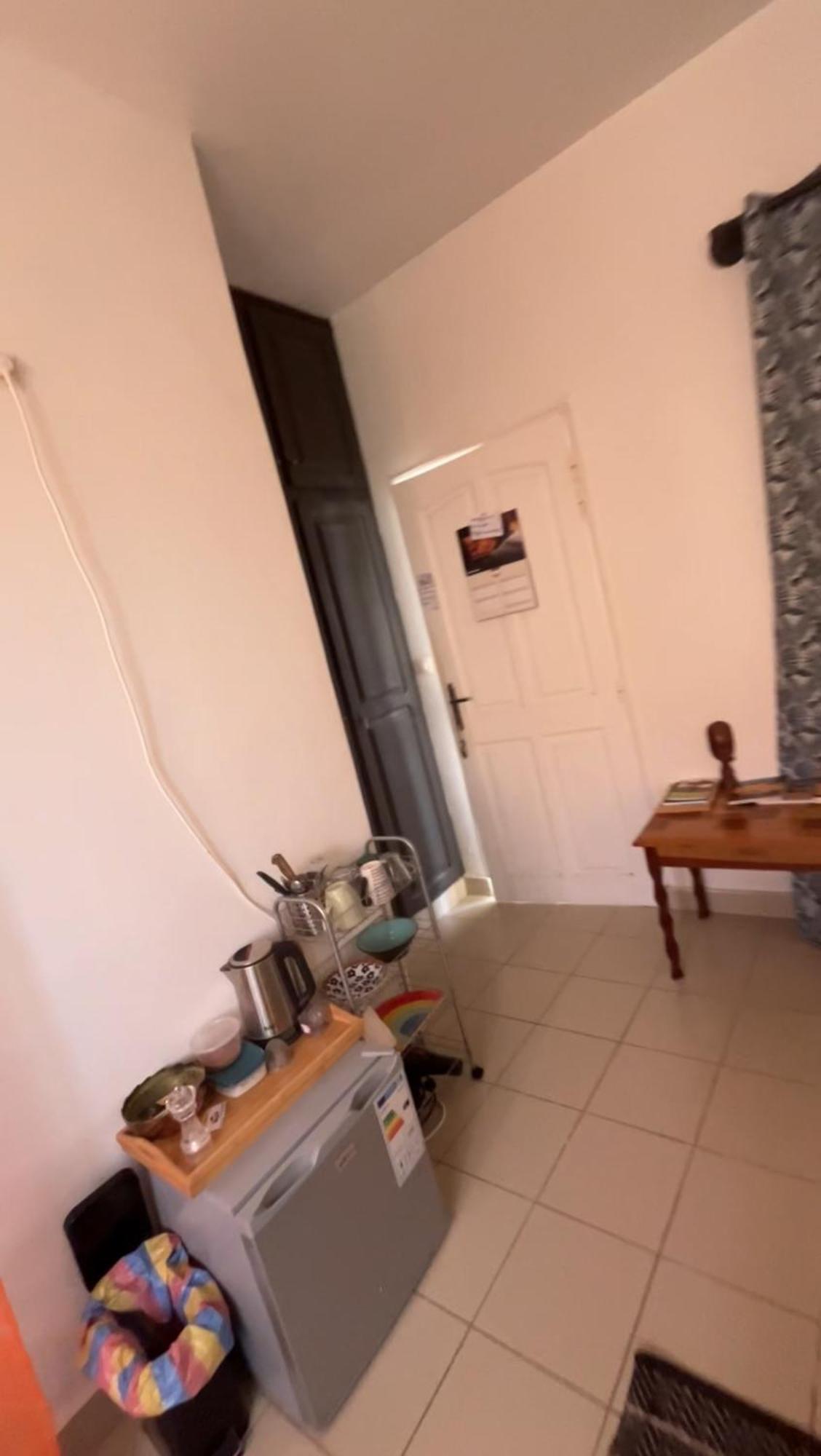 Dar Dyali Rooftop ⁿᵉᵃʳ ⁿᵍᵒʳ ᵇᵉᵃᶜʰ ᵃⁿᵈ ⁱˢˡᵃⁿᵈ Dakar Zimmer foto