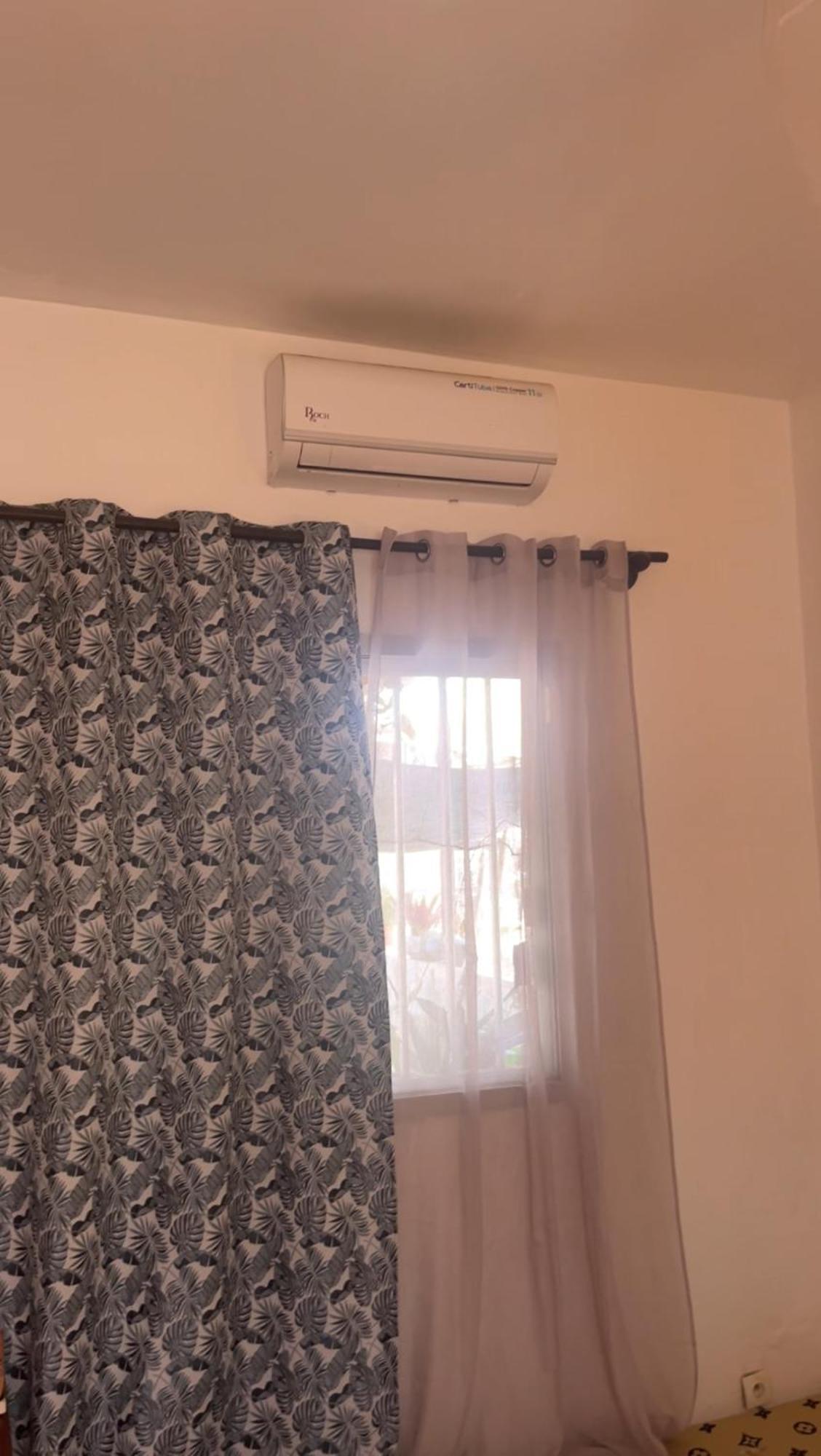 Dar Dyali Rooftop ⁿᵉᵃʳ ⁿᵍᵒʳ ᵇᵉᵃᶜʰ ᵃⁿᵈ ⁱˢˡᵃⁿᵈ Dakar Zimmer foto