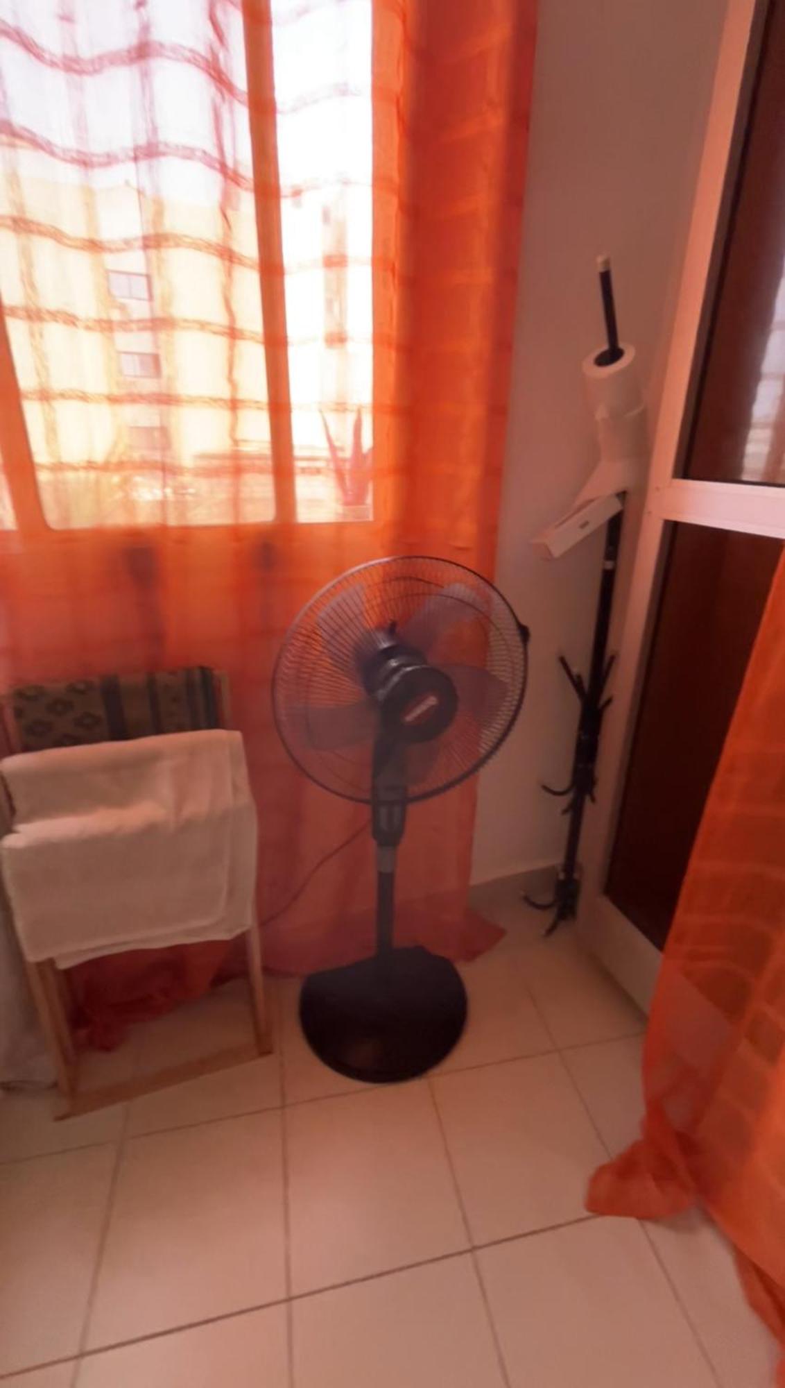 Dar Dyali Rooftop ⁿᵉᵃʳ ⁿᵍᵒʳ ᵇᵉᵃᶜʰ ᵃⁿᵈ ⁱˢˡᵃⁿᵈ Dakar Zimmer foto
